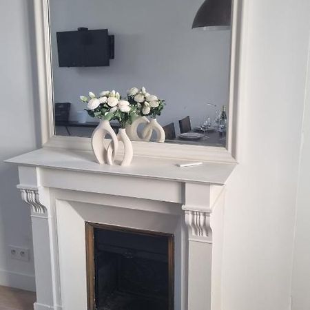 Appartement Luxueux Dans Maison Bourgeoise Parisienne لوفالوا بيريه المظهر الخارجي الصورة
