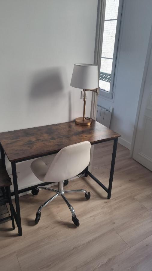Appartement Luxueux Dans Maison Bourgeoise Parisienne لوفالوا بيريه المظهر الخارجي الصورة